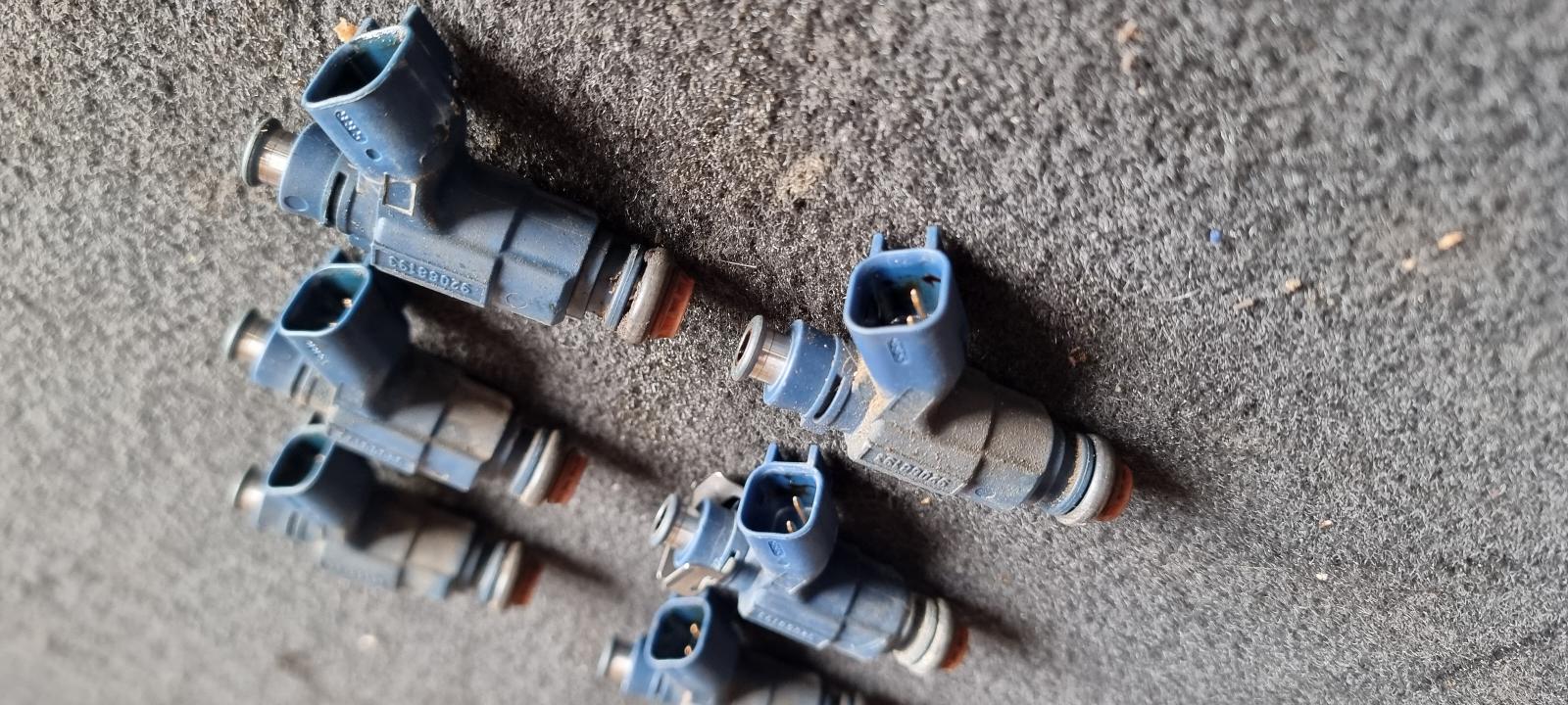 View Auto part Fuel Injector Holden Commodore 2008