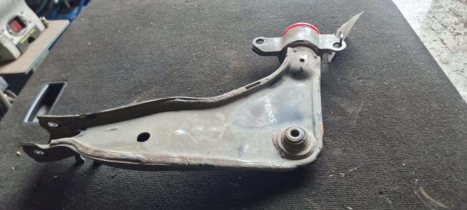 View Auto part Left Rear Trailing Arm Holden Commodore 2008