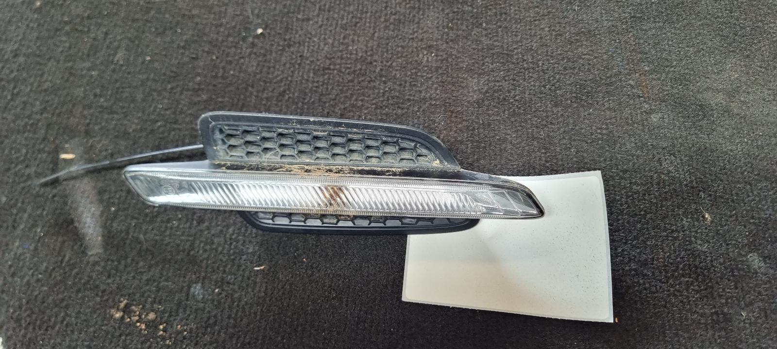 2009 Holden Commodore Left Indicator/Fog/Side View Auto part Left Indicator/Fog/Side Holden Commodore 2009