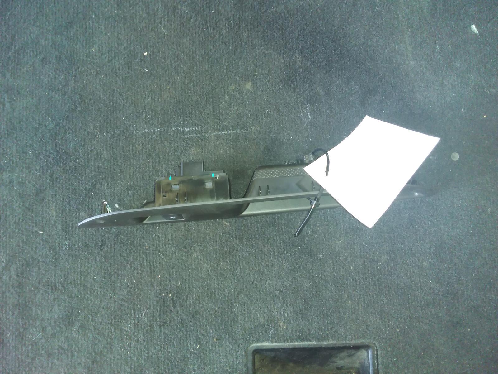 View Auto part Pwr Dr Wind Switch Holden Trax 2017