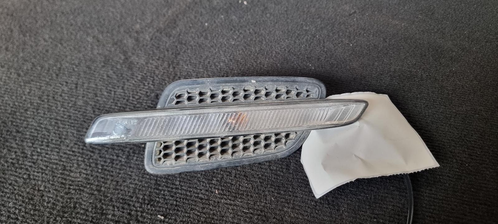 2008 Holden Commodore Right Indicator/Fog/Side View Auto part Right Indicator/Fog/Side Holden Commodore 2008