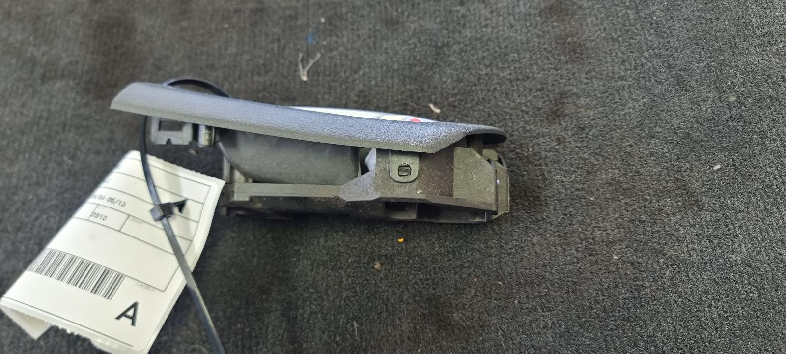 2010 Holden Commodore Door Handle View Auto part Door Handle Holden Commodore 2010