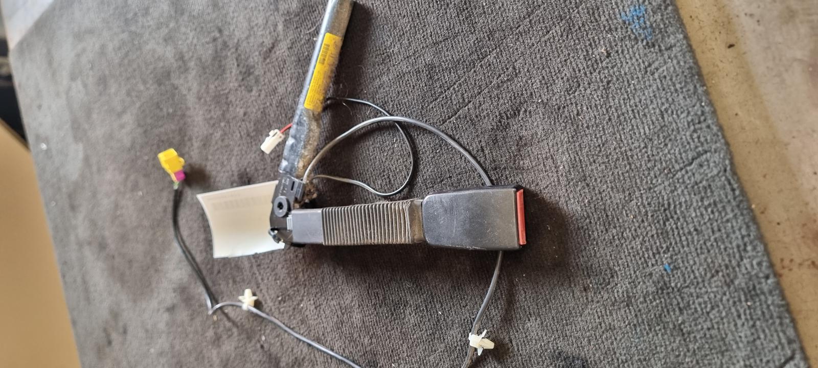 2010 Holden Commodore Seatbelt/Stalk View Auto part Seatbelt/Stalk Holden Commodore 2010
