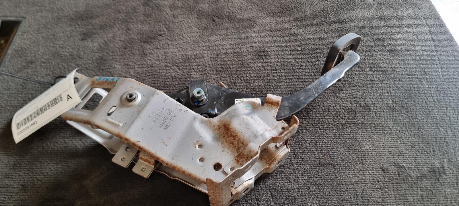 2010 Holden Commodore Pedal Assembly View Auto part Pedal Assembly Holden Commodore 2010