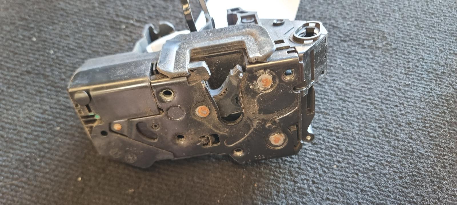 2010 Holden Commodore Door/Boot/Gate Lock View Auto part Door/Boot/Gate Lock Holden Commodore 2010