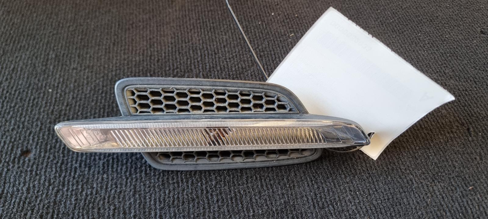 View Auto part Left Indicator/Fog/Side Holden Commodore 2010