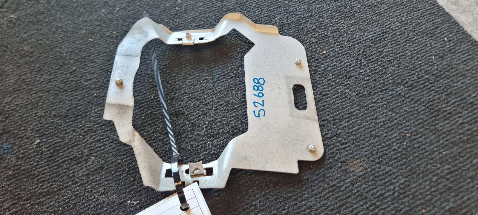 View Auto part Misc Holden Commodore 2010