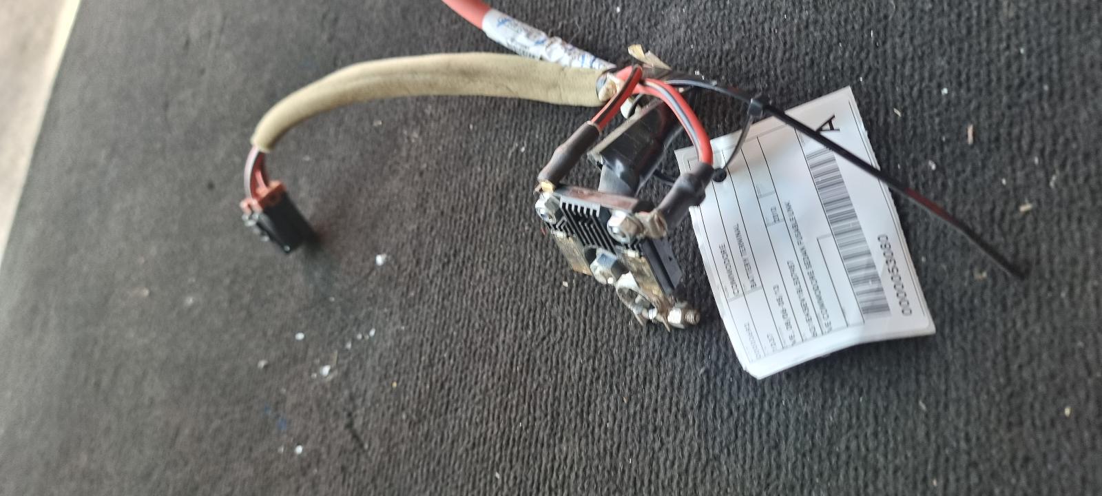 View Auto part Battery Terminal Holden Commodore 2010