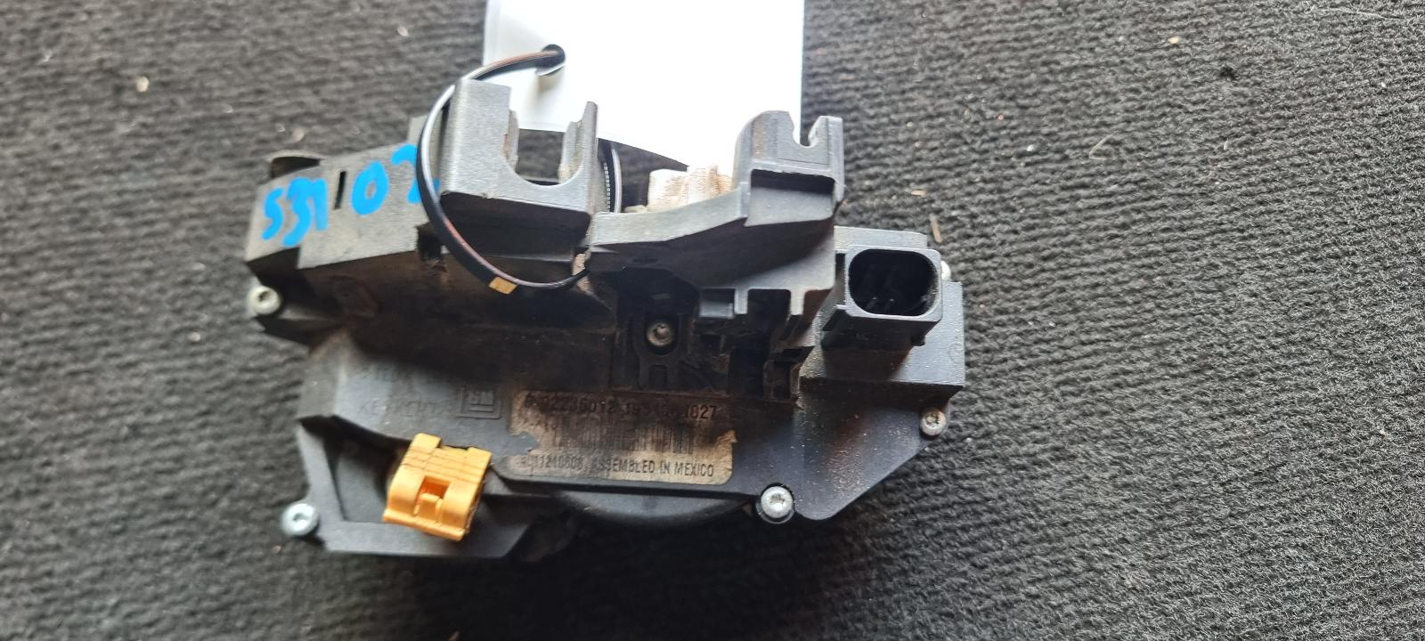 View Auto part Door/Boot/Gate Lock Holden Commodore 2010