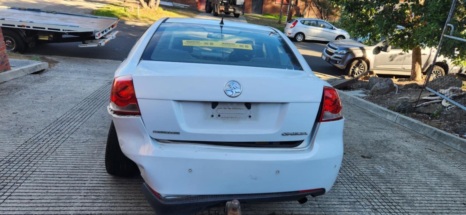 View Auto part High Level Stoplight Holden Commodore 2007