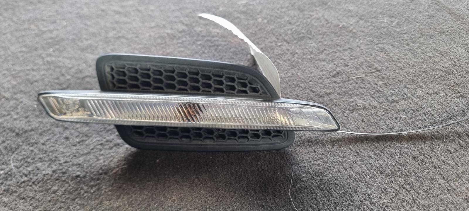 View Auto part Left Indicator/Fog/Side Holden Commodore 2010