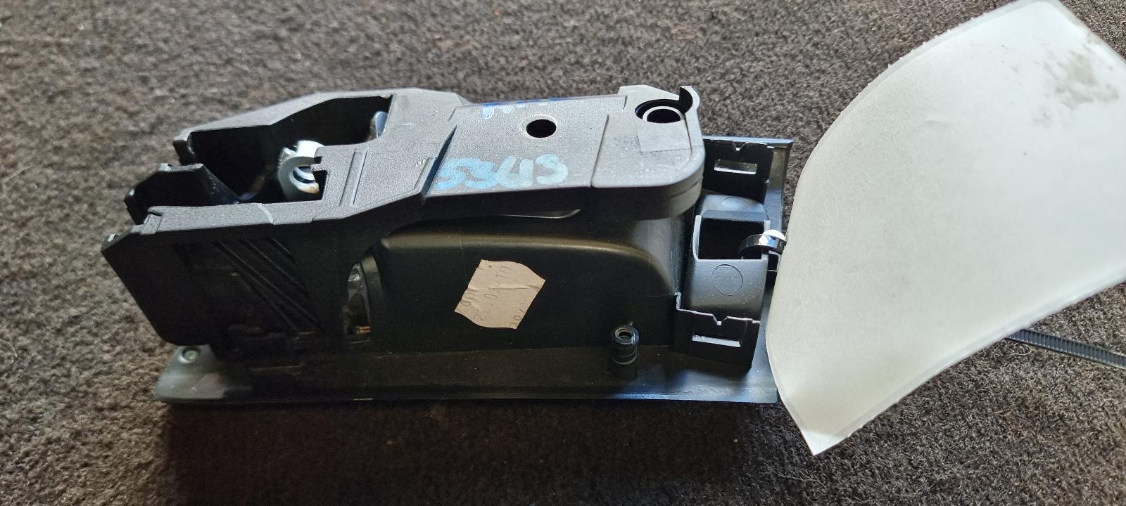 View Auto part Door Handle Holden Commodore 2010