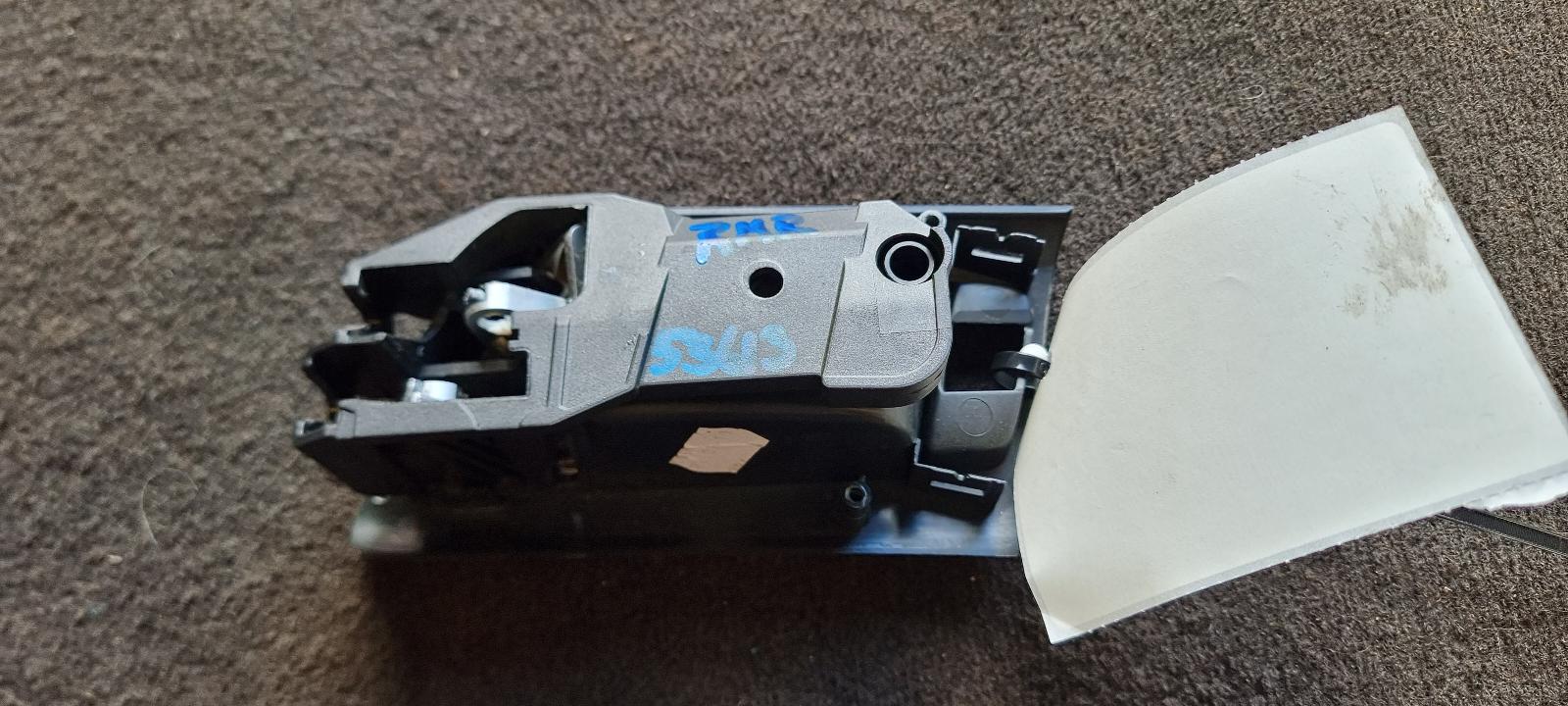 View Auto part Door Handle Holden Commodore 2010