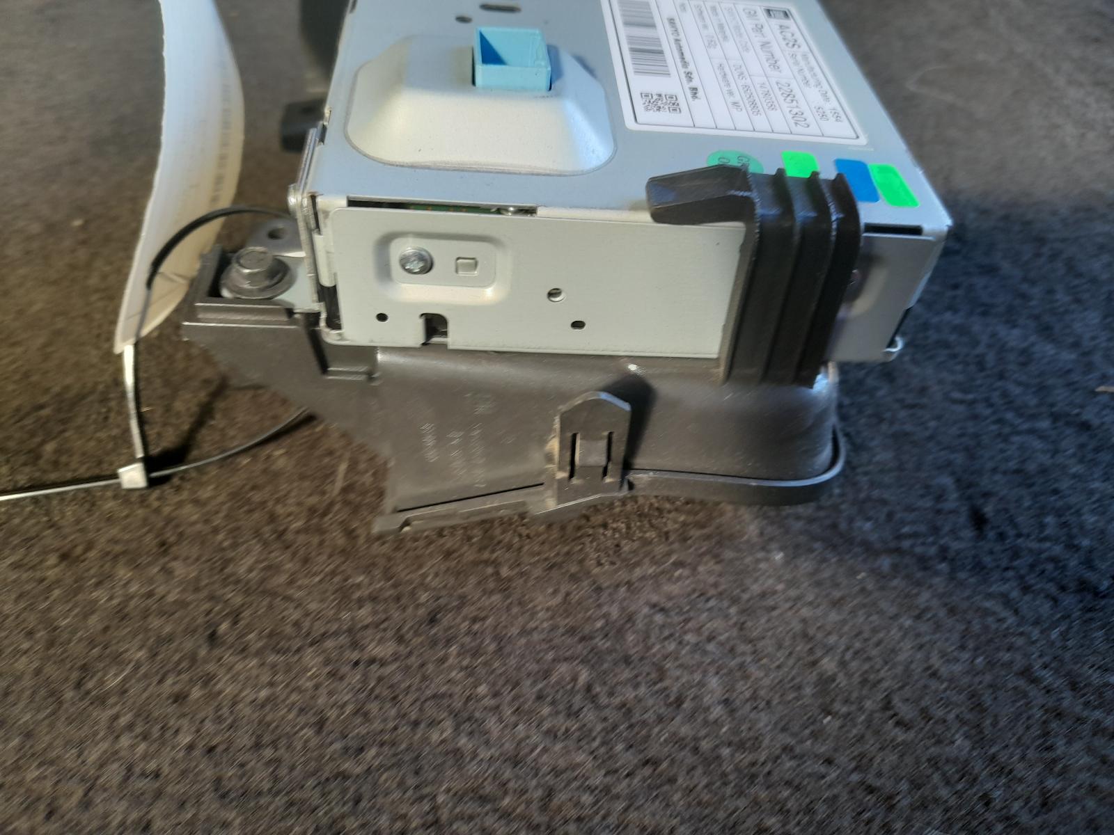 View Auto part Radio/Cd/Dvd/Sat/Tv Holden Cruze 2015