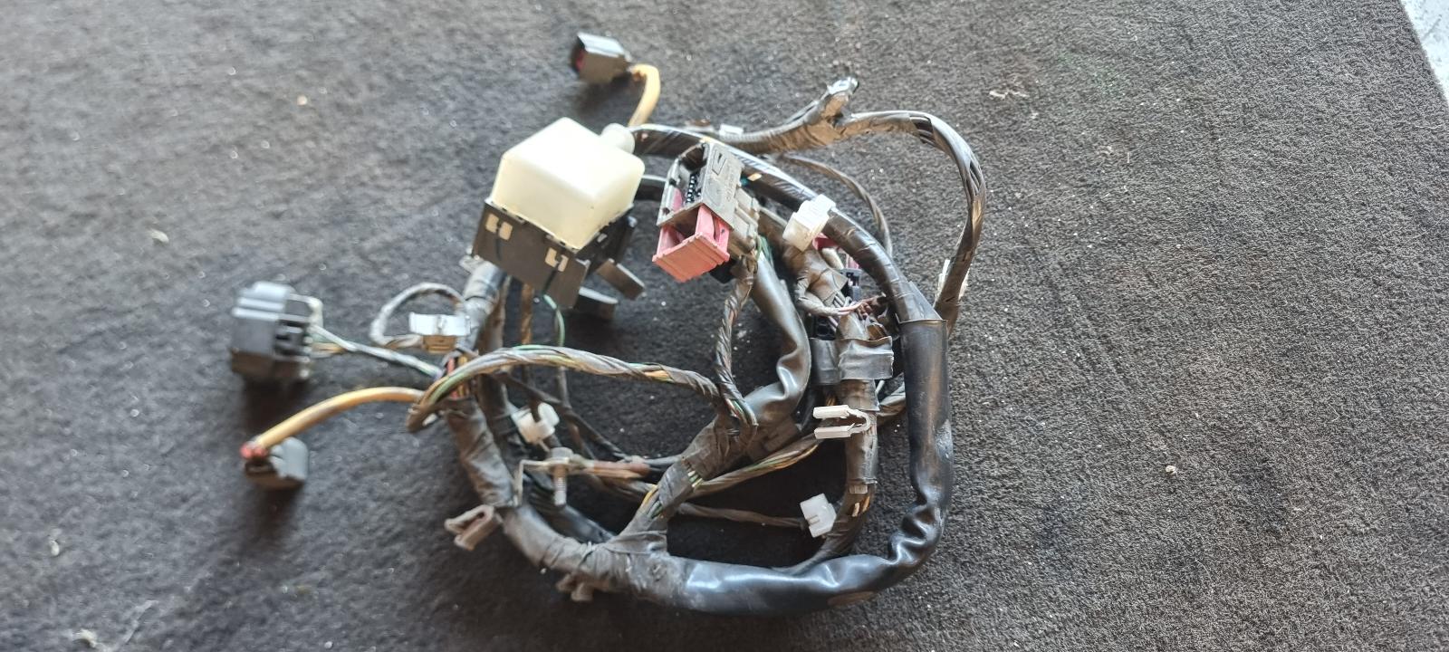 View Auto part Misc Holden Commodore 2007