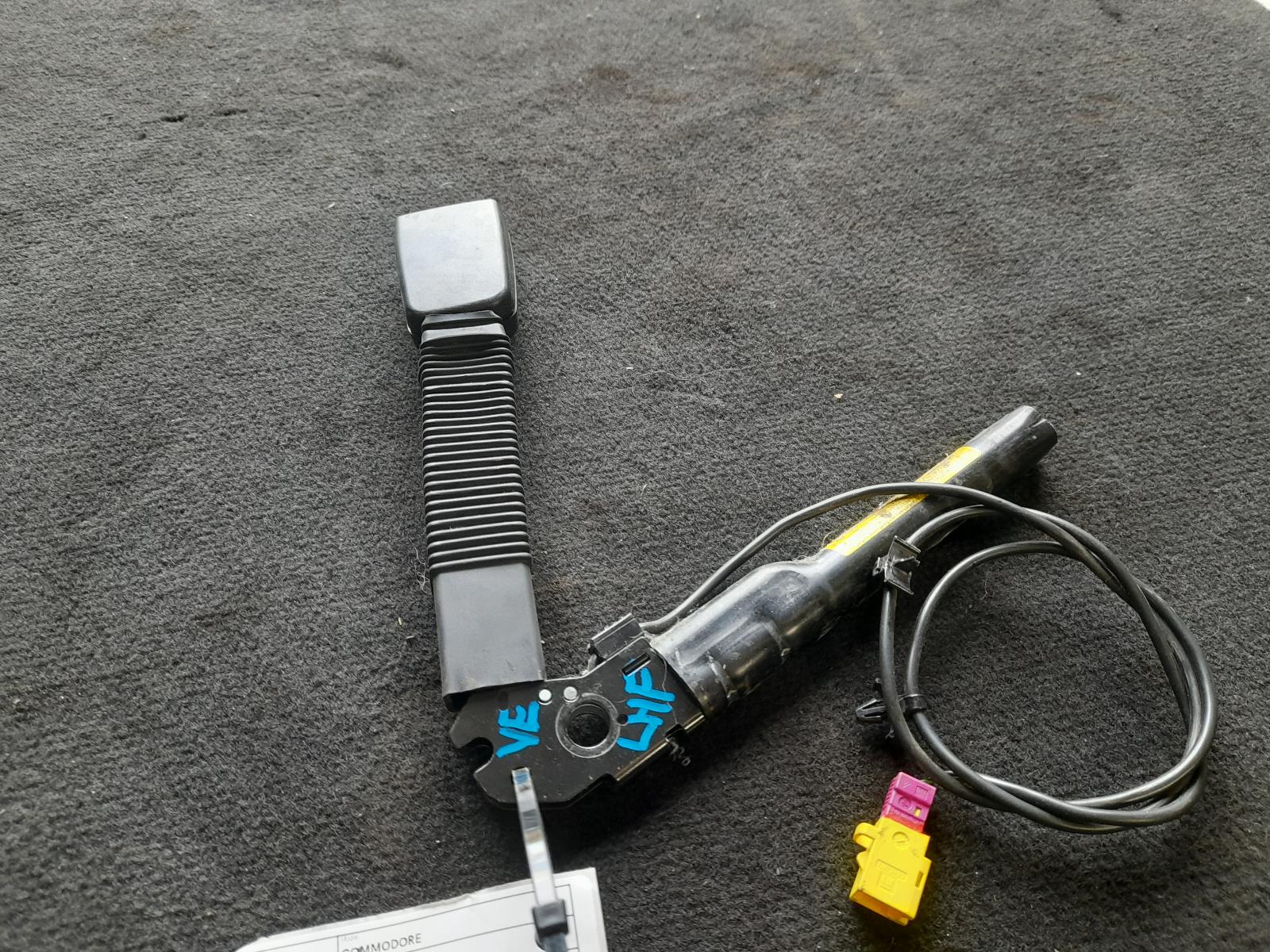 2007 Holden Commodore Seatbelt/Stalk View Auto part Seatbelt/Stalk Holden Commodore 2007