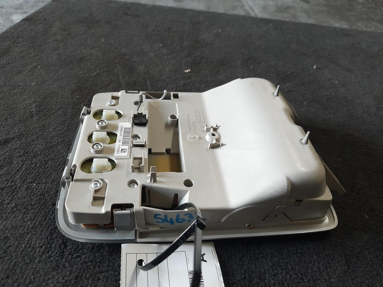 View Auto part Courtesy Light Holden Commodore 2007