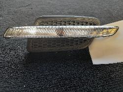 View Auto part Right Indicator/Fog/Side Holden Commodore 2010