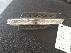 View Auto part Right Indicator/Fog/Side Holden Commodore 2009