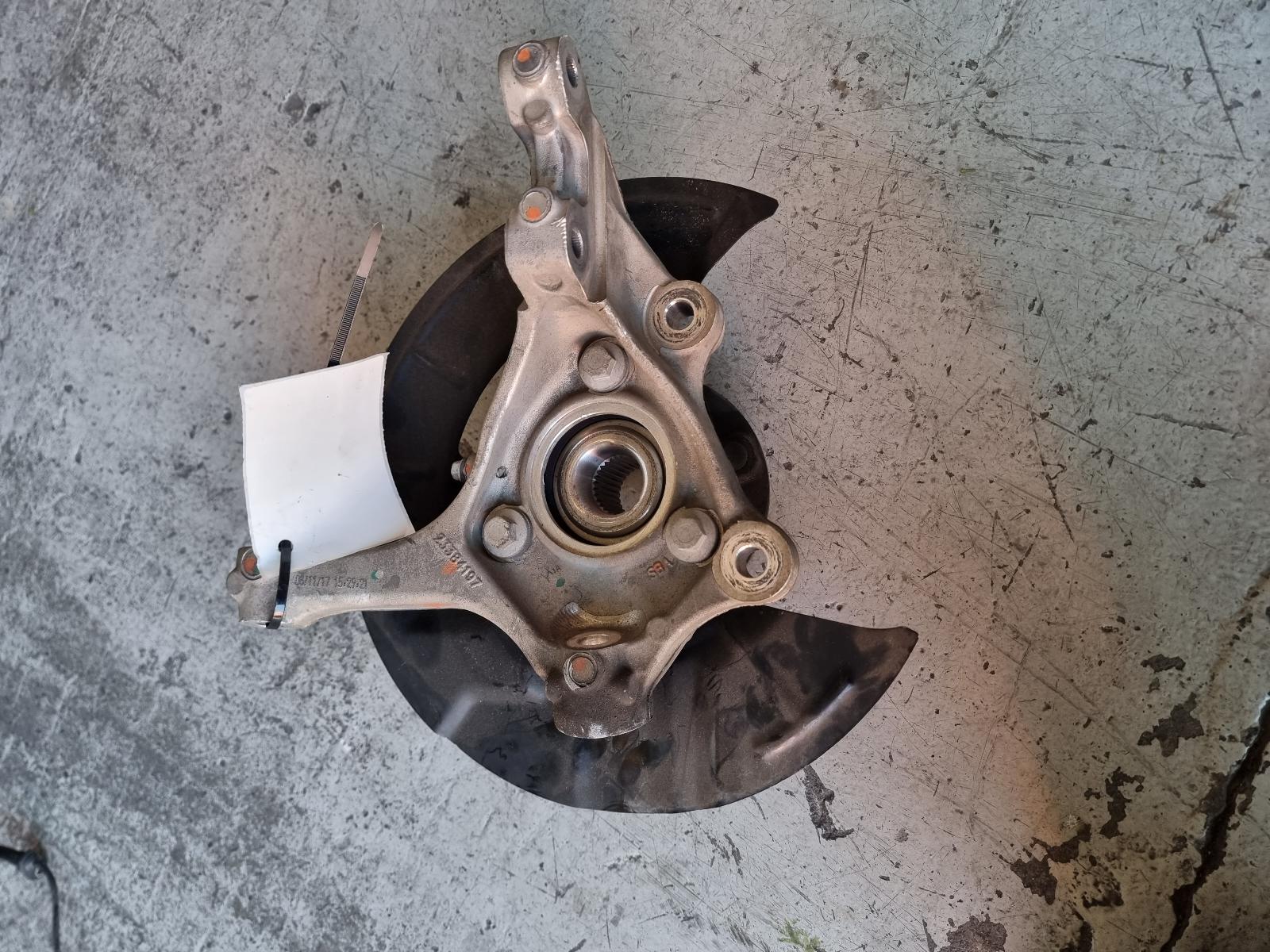 2018 Holden Commodore Left Front Hub Assembly View Auto part Left Front Hub Assembly Holden Commodore 2018