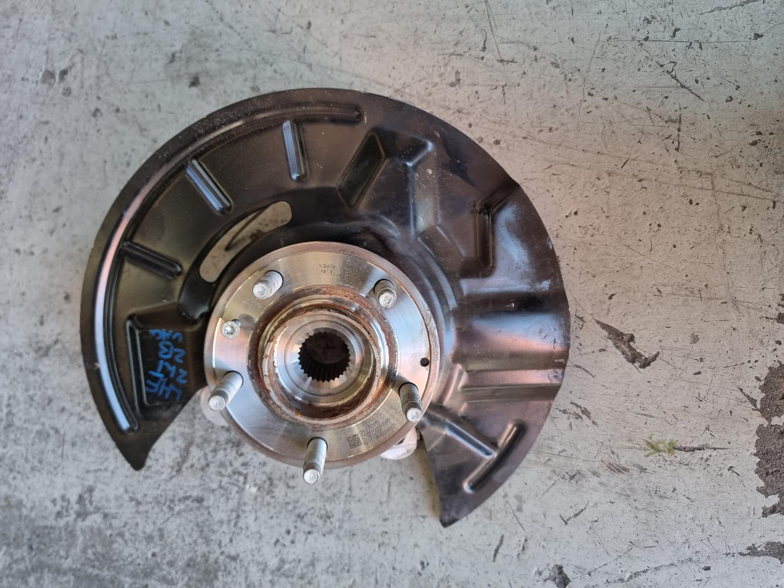 2018 Holden Commodore Left Front Hub Assembly View Auto part Left Front Hub Assembly Holden Commodore 2018