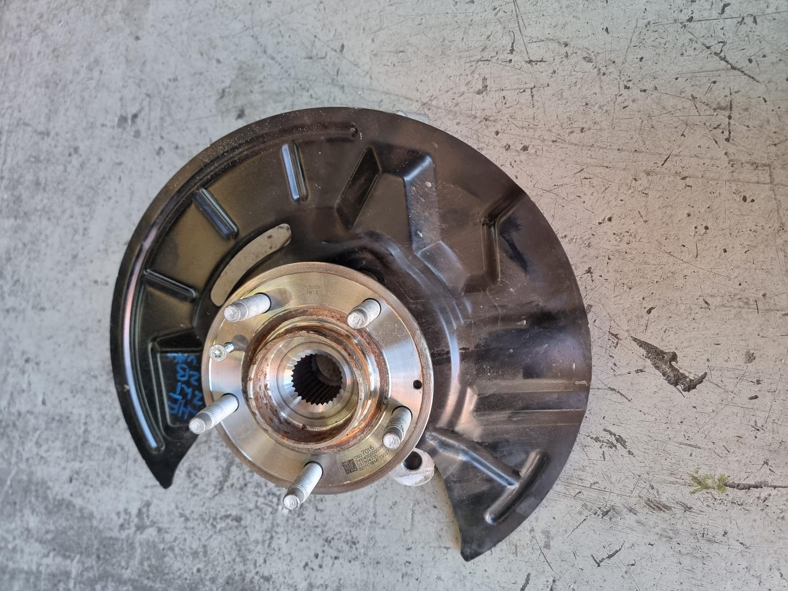 2018 Holden Commodore Left Front Hub Assembly View Auto part Left Front Hub Assembly Holden Commodore 2018