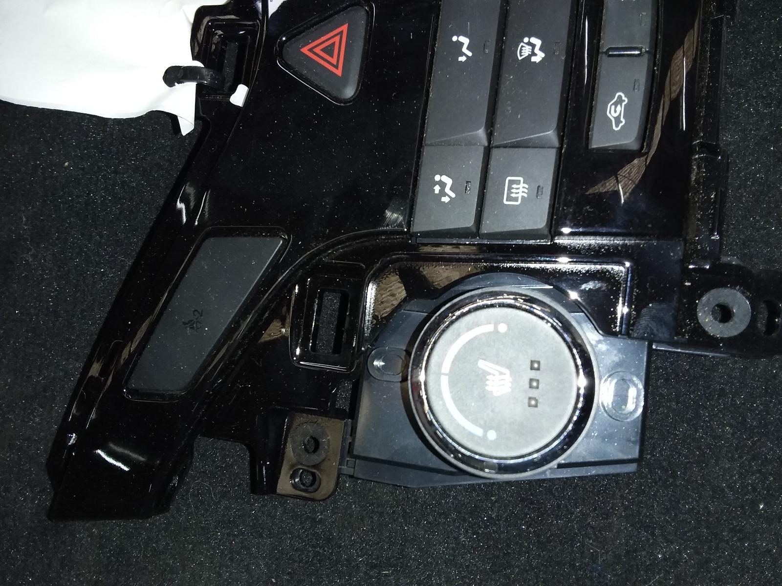 View Auto part Heater/Ac Controls Holden Cruze 2010