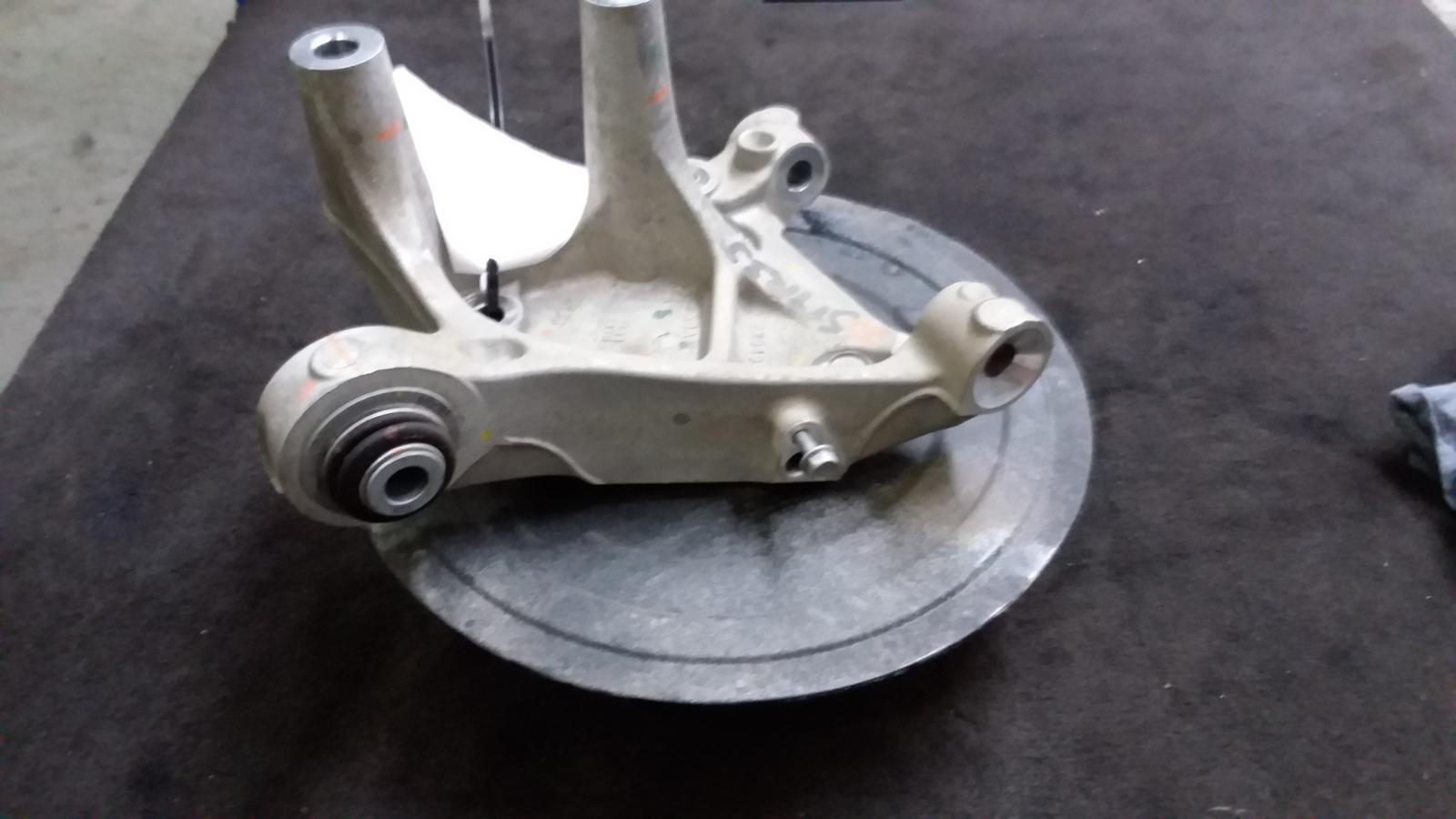 View Auto part Right Rear Hub Assembly Holden Commodore 2018