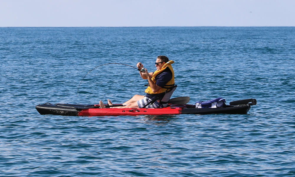 Container Door Ltd 13ft Extreme Fishing Kayak Bundle Red 65