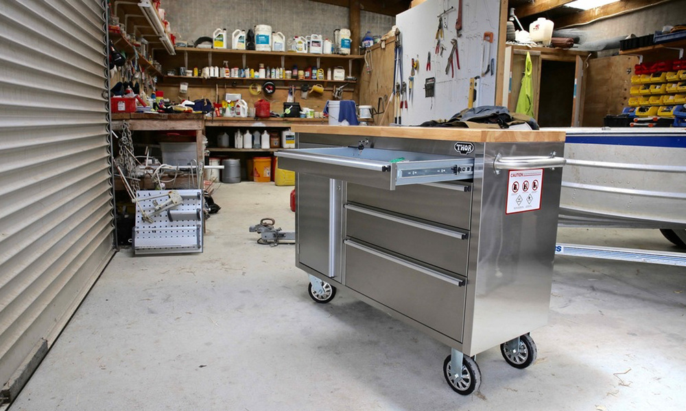 Tool chest with wood top clearance