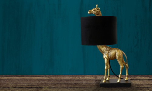 Giraffe lamp greenbg web1