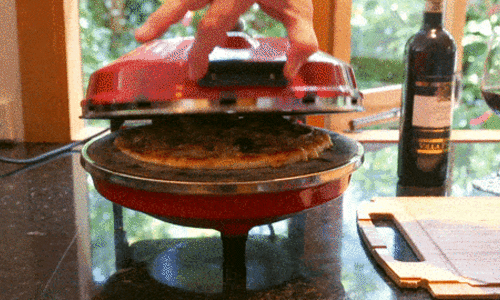 Pizza maker gif container door