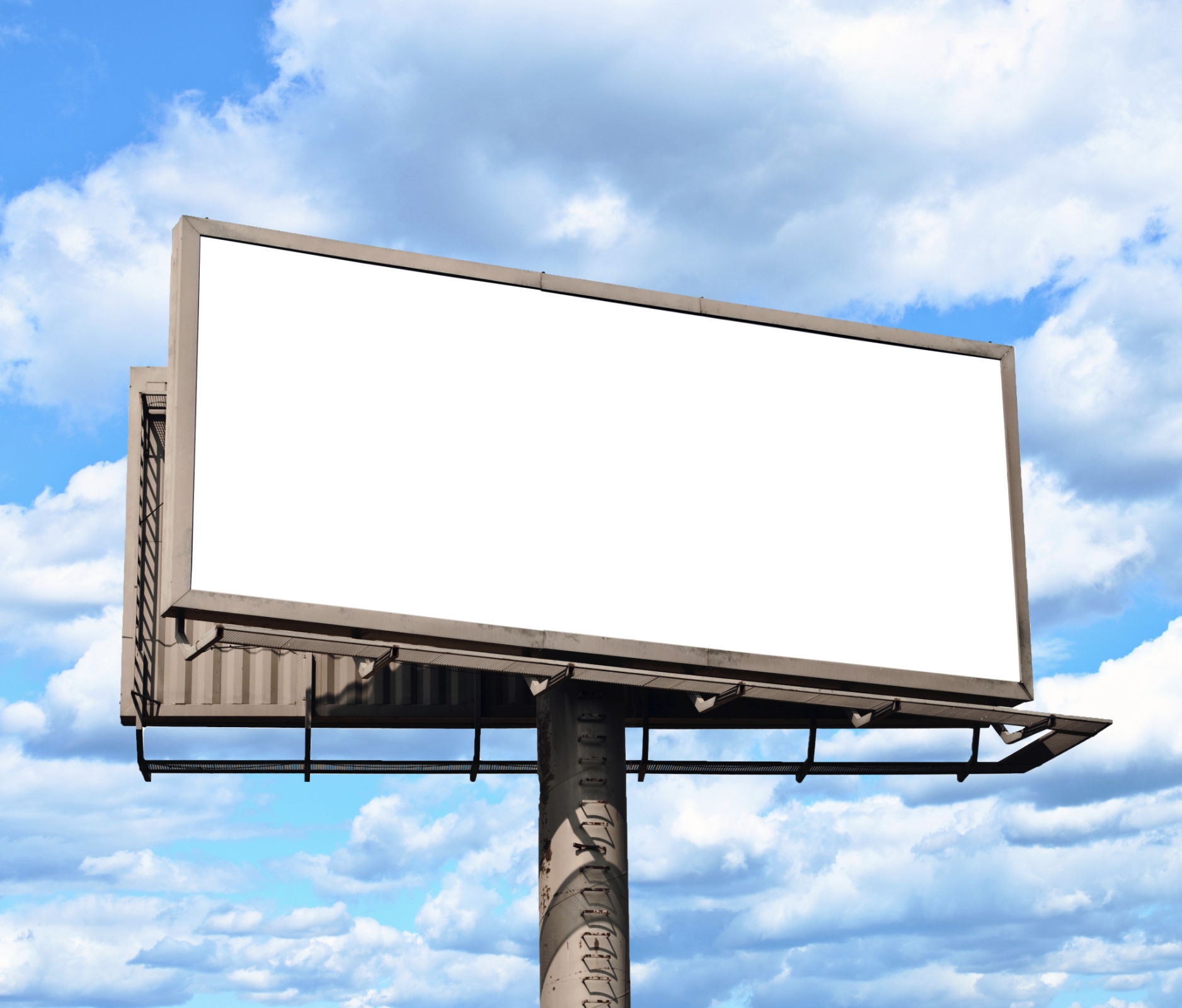 The Biggest, Boldest Freeway Billboards Ever Built - y8elbr9