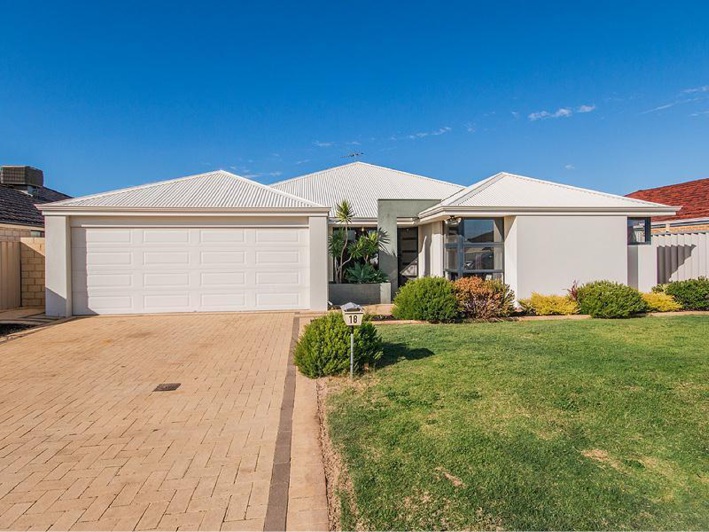 Shoalwater, 18 Vitesse Approach – From $479,000