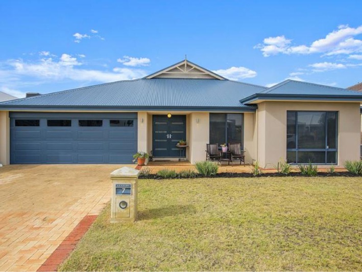 Hammond Park, 7 Inverson Boulevard – Offers