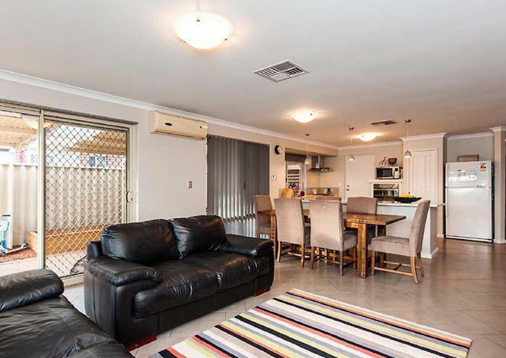 Port Kennedy, 14 Belmez Turn – $419,000