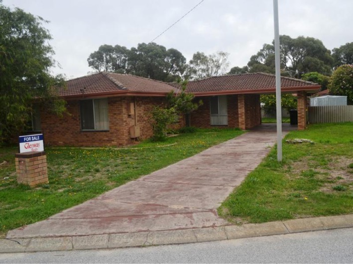 Cooloongup, 5 Rakoa Place- $320,000
