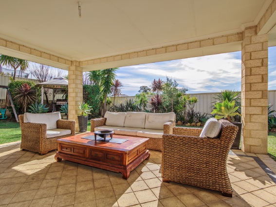 Baldivis, 51 Peverett Loop – From $590,000