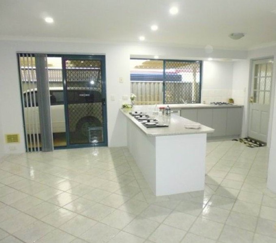 Port Kennedy, 62 Montebourg Meander – From $425,000