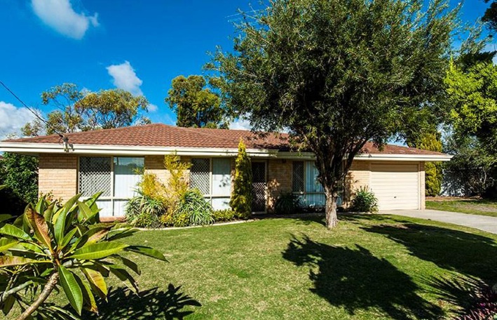 Cooloongup, 10 Moore Court – $295,000