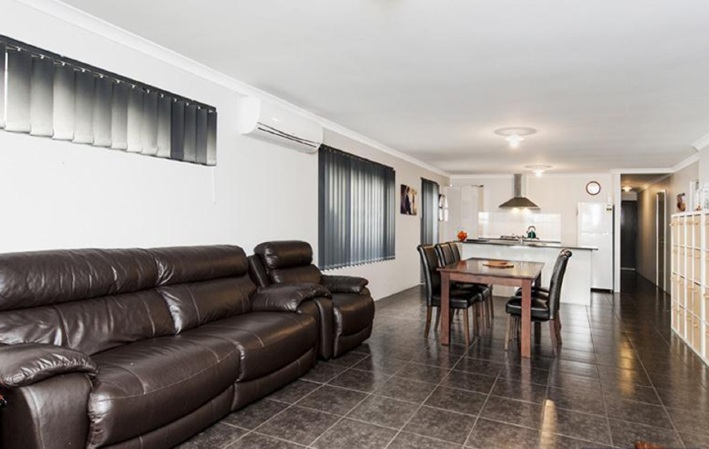 Golden Bay, 9 Cooralya Avenue – $389,000