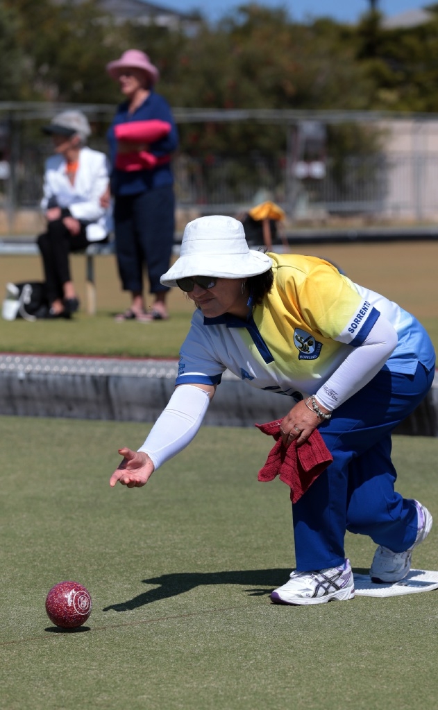 Queens of the green battle it out at the Joondalup Bowls Club
