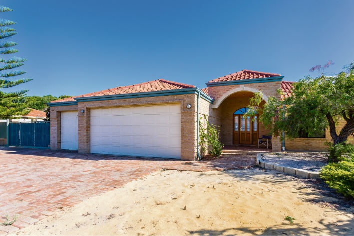Warnbro, 2 Pembroke Court- From $899,000