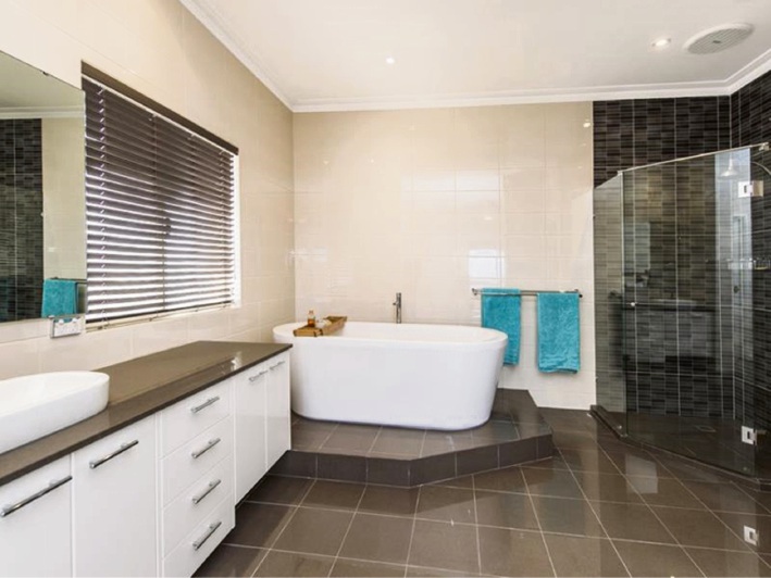 Warnbro, 13 La Seyne Crescent – $1.39 Million