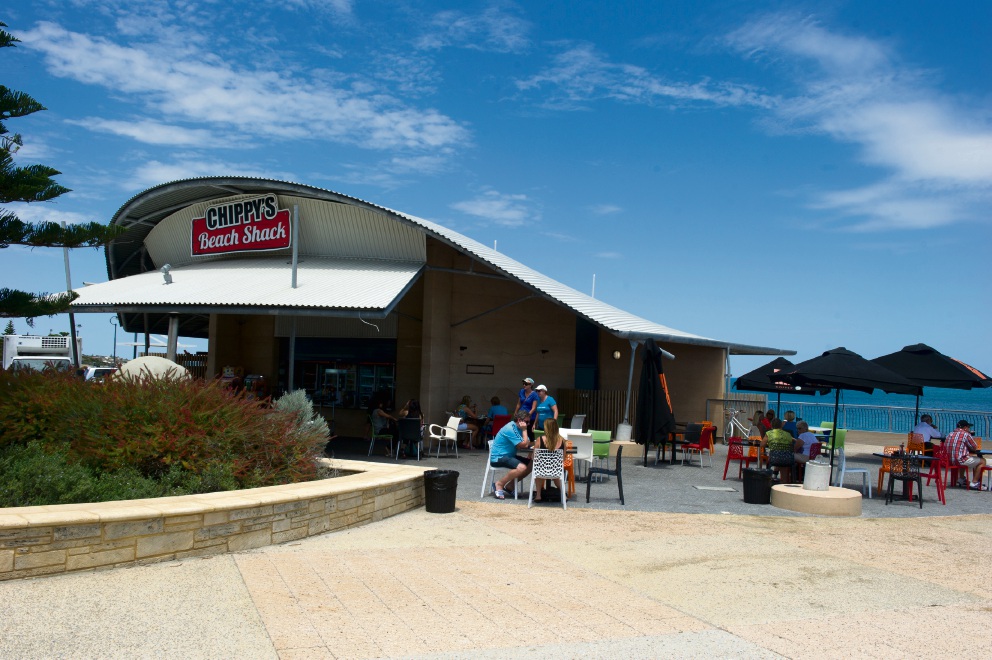 Jindalee foreshore Chippy's Beach Shack owners to seek lease at cafe
