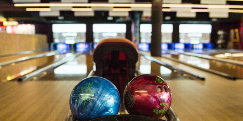 iPlay bowling alley and arcade opens at Westfield Whitford City