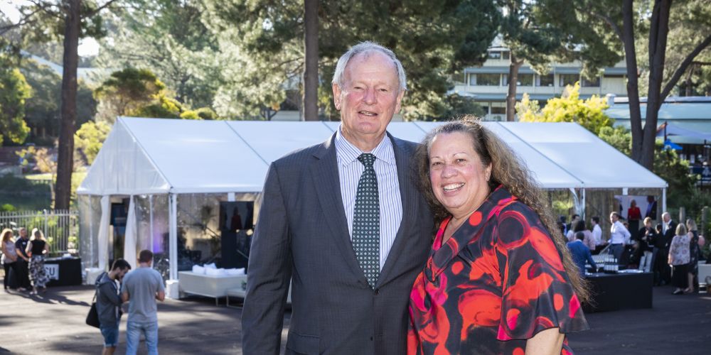 ECU farewells long-serving Chancellor Hendy Cowan