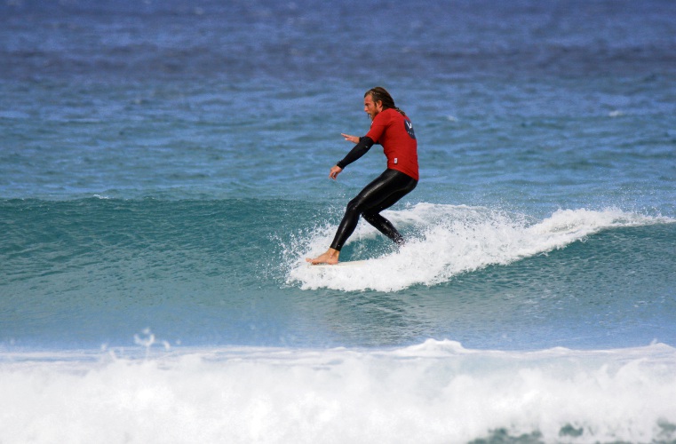 Rockingham surfers excel at WA Longboard Titles Community News Group