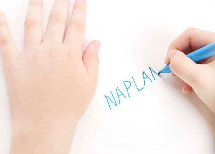 Students hit by NAPLAN glitch can re-sit test