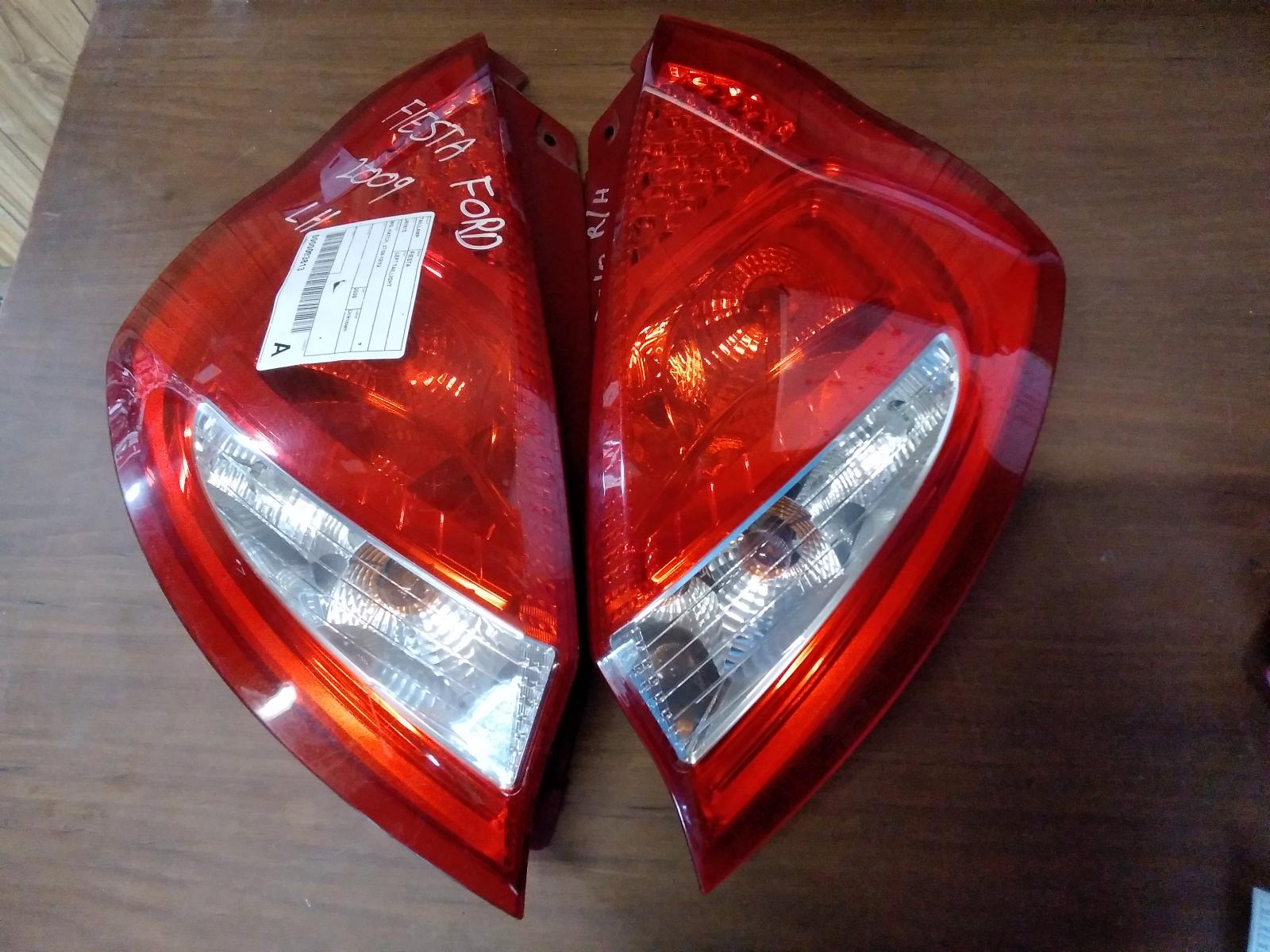 2010 Ford Fiesta Right Taillight View Auto part Right Taillight Ford Fiesta 2010